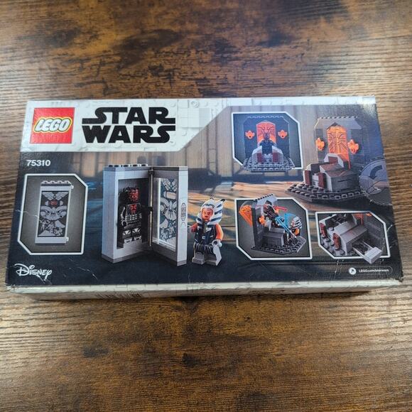 LEGO Star Wars: Duel on Mandalore (75310) Complete w/Manual & Box - Picture 2 of 5
